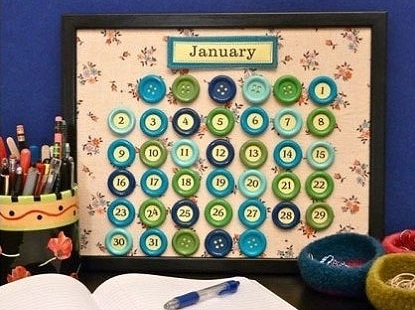 Como hacer un calendario con botones 2