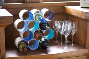 Como hacer un organizador para botellas de vino (1)