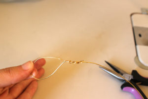 Ideas para hacer una diadema con alambre (7)